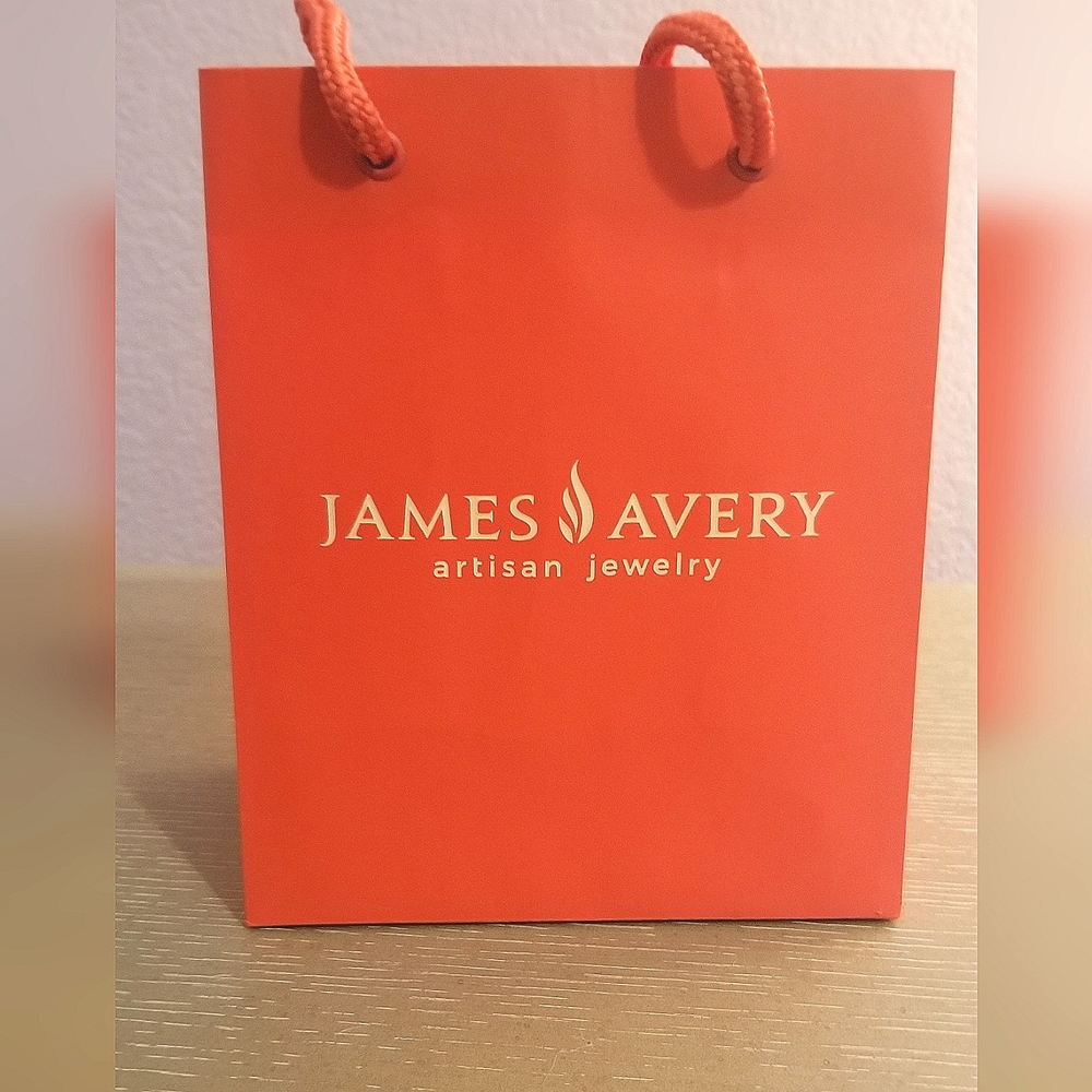James Avery Gift Bag Bundle - Picture 1 of 4